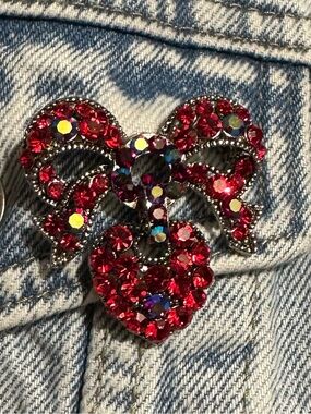 Red Crystal Bow & Heart Brooch - Unbranded